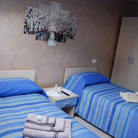 Hotel Emily House Montecerboli Exterior foto